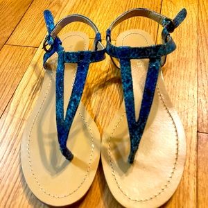 Nine West Flat thong Sandals